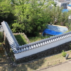 展望階からの眺め南東折れ土塀