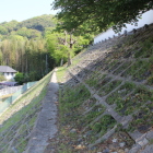 西門の北側の崖・切岸・護岸
