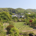 展望階からの眺め新緑薫風の池田の山々