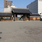鷲の門三木廓側より