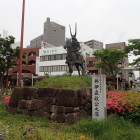 ④彦根駅　井伊直政公像