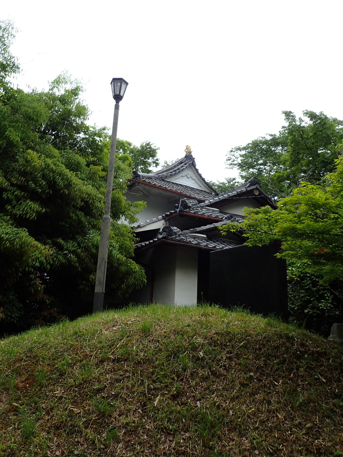 ①芭蕉会館(旧膳所城本丸東側二重角櫓)