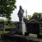 ④明智光秀公像