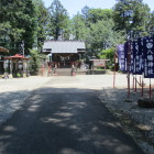 南に位置する八幡神社