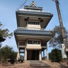 展望広場の天守風展望台