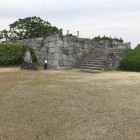 本丸中心より天守台を見る