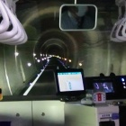 ⑨	廃線跡の彦山トンネルを走るBRT