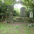 ④本丸にある墓？