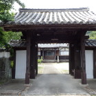 ①全龍寺山門と案内板