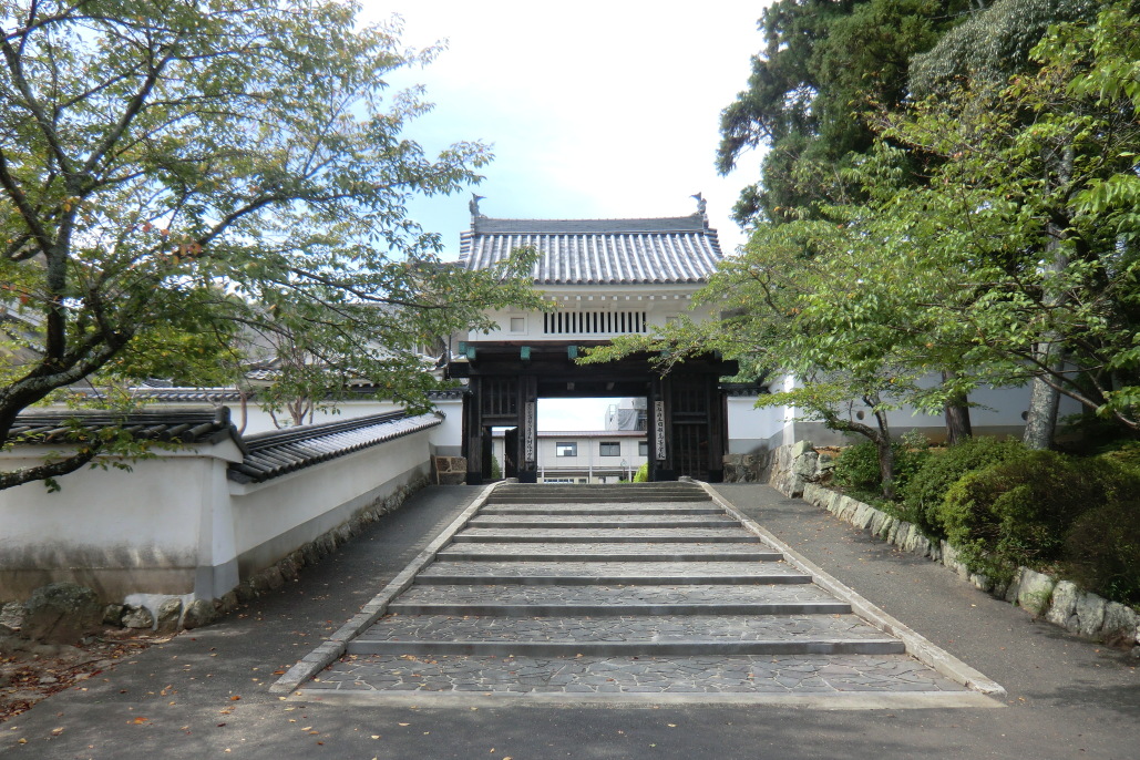 櫓門