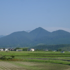 山の形をした山
