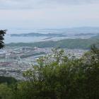 東の城・送電鉄塔下からの眺望
