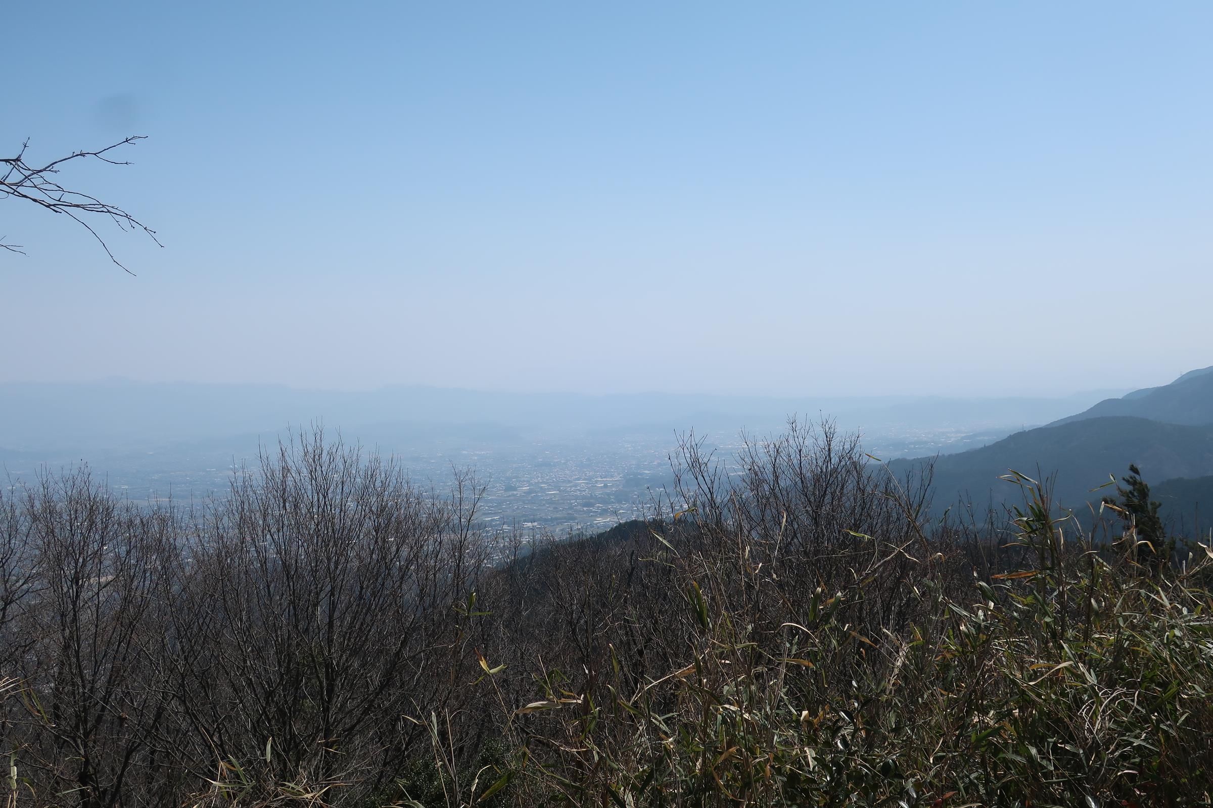 雌岳山頂からの眺望