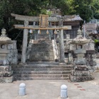 城主の森家の祖を祀る佐田神社