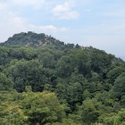 南部頂上から永納山を望む
