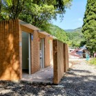⑩	四阿屋の公衆トイレ（河川敷公園）