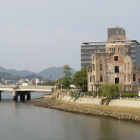 周辺は市街地