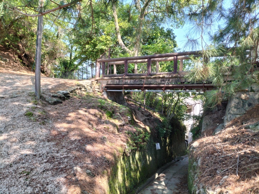 堀跡＆木橋1