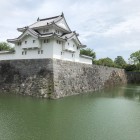 坤櫓を二の丸堀外より
