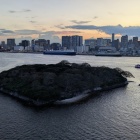 品川第六台場 レインボーブリッジより