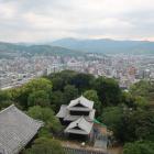 大天守３階から湯築城（道後温泉）を望む