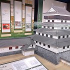 ③	天守模型（本当は層塔型だった）