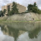 内堀と石垣