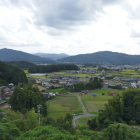 古戦場を見やる