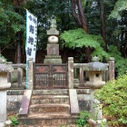 青地城主供養塔