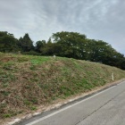 西側の土塁と思われる高まり