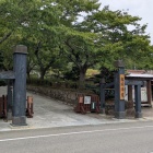 陣屋入口の冠木門