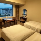 ⑥	宿泊した高層階の部屋