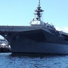 ①	空母「加賀」全景