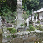 次男　三郎君の墓　立派だ