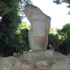 篠島聖跡の石碑