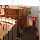 歴史館入口より復元櫓門を見下ろす