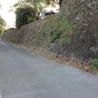 東下段郭東側石垣を北より南へ