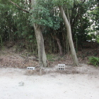 本丸北側の土塁、石垣？