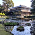 ①	松濱軒（庭園）