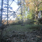 下からやや登った場所の鉄塔