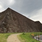 見事な石垣もあります　この上が本丸跡