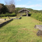 主郭内部を南から北へ