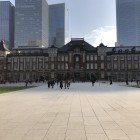 東京駅丸の内側復元されたモダン駅舎