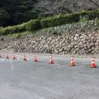 三の丸櫓門南側の石垣根元までスッキリ