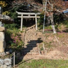 茶臼山城登城口