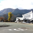 ①	内牧城本丸があった場所（阿蘇体育館）