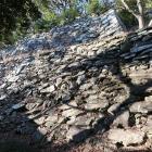 松ノ丸南面の二段に積まれた高石垣