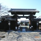 西隣の気賀関所東門