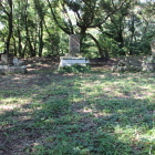 伊作城本丸亀丸４兄弟碑辺り