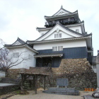 天守閣南面、松が伐採されて良く観える